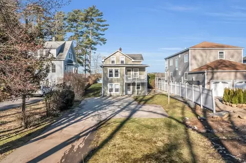 Exterior - 4 Cross Ct, Webster, MA 01570 photo 5 of 9
