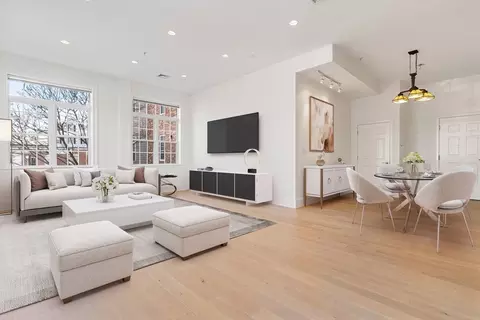 87 Franklin St #102, Quincy, MA 02169