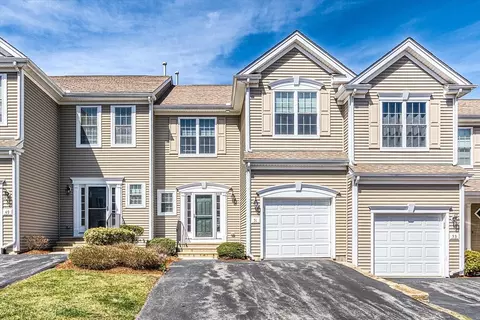 51 Buttercup Ln #51, Grafton, MA 01560