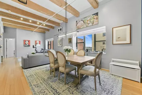 15 Sleeper St #406, Boston, MA 02210