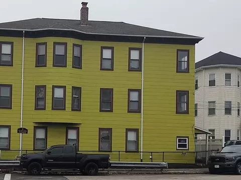 223 Cambridge St, Worcester, MA 01603