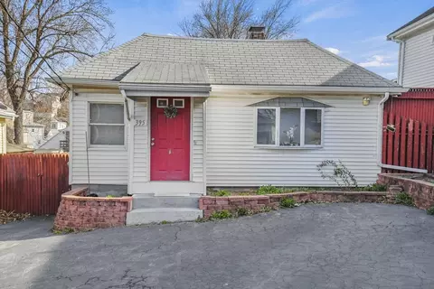395 Reservoir Ave, Revere, MA 02151