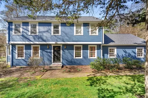 14 Peckham Hill Rd, Sherborn, MA 01770