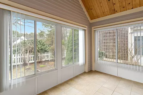 4 Gold Leaf Ln #4, Mashpee, MA 02649 photo 6