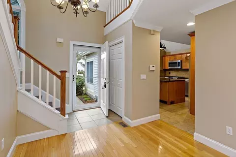 4 Gold Leaf Ln #4, Mashpee, MA 02649 photo 8