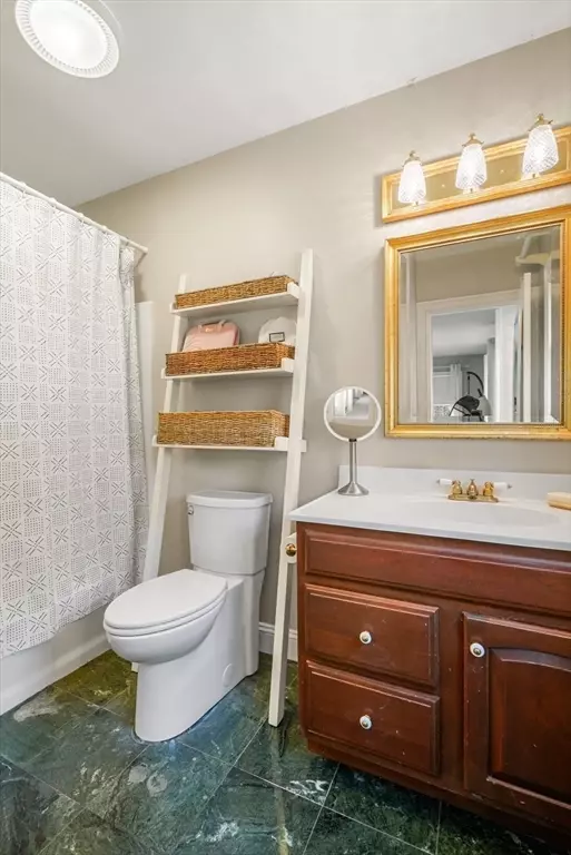 Bath - 134 Dela Park Rd, Westwood, MA 02090 photo 2 of 5