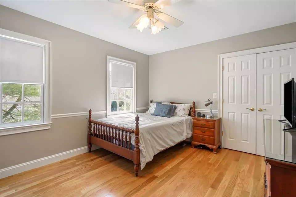 Bedroom - 134 Dela Park Rd, Westwood, MA 02090 photo 4 of 7