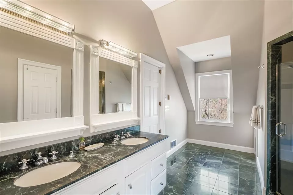 Bath - 134 Dela Park Rd, Westwood, MA 02090 photo 1 of 5