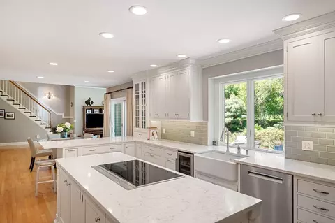 Kitchen - 134 Dela Park Rd, Westwood, MA 02090 photo 1 of 4