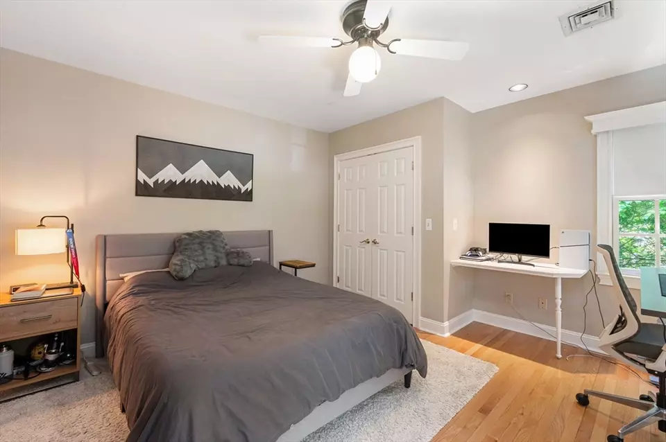 Bedroom - 134 Dela Park Rd, Westwood, MA 02090 photo 5 of 7