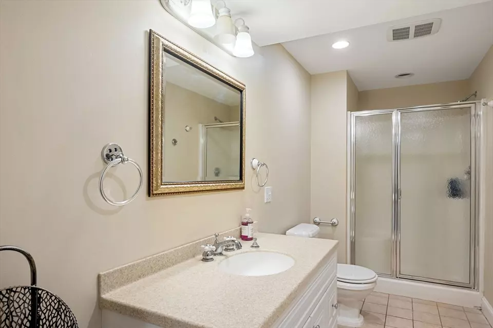 Bath - 134 Dela Park Rd, Westwood, MA 02090 photo 5 of 5