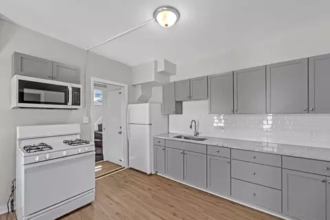 Kitchen - 15 Cedar St, Springfield, MA 01105 photo 1 of 4