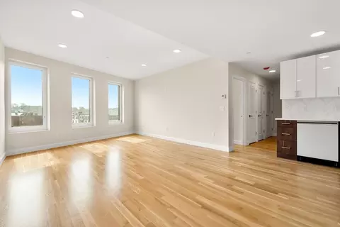 16 Taber St #601, Roxbury, MA 02119