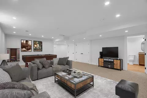 Living - 6 Barts Way, Acton, MA 01720 photo 3 of 3
