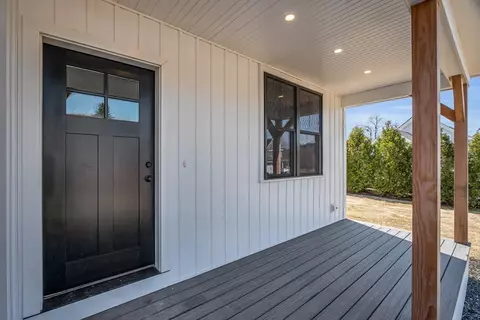 Exterior - 6 Barts Way, Acton, MA 01720 photo 3 of 4