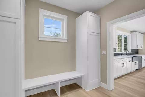 Entry Way - 6 Barts Way, Acton, MA 01720 photo 1 of 2