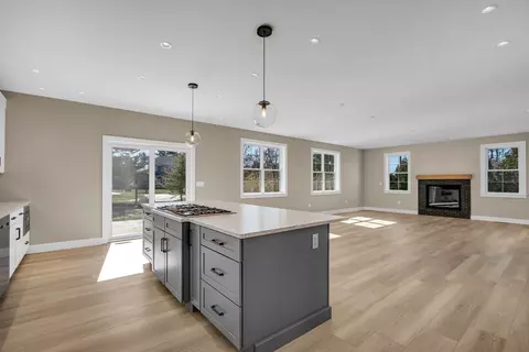 Kitchen - 6 Barts Way, Acton, MA 01720 photo 5 of 6