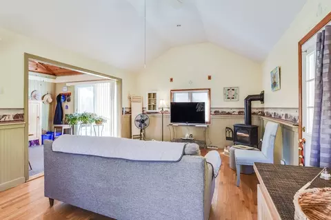 Living - 95 Pond Cir, Mashpee, MA 02649 photo 1 of 7