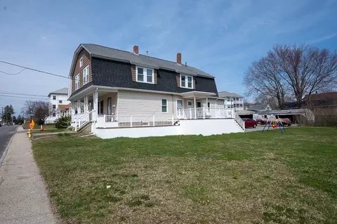 Exterior - 135 Lake St, Webster, MA 01570 photo 3 of 14