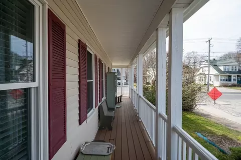 Exterior - 135 Lake St, Webster, MA 01570 photo 10 of 14