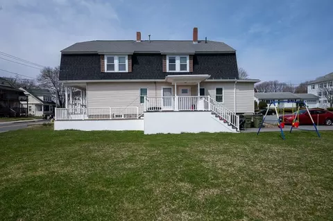 Exterior - 135 Lake St, Webster, MA 01570 photo 4 of 14