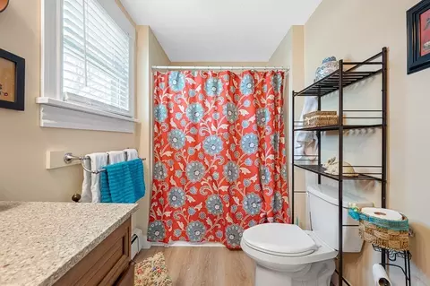 Bath - 135 Lake St, Webster, MA 01570 photo 1 of 2