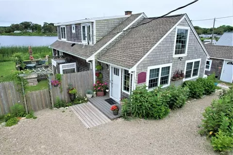 156 Taylor Ave, Plymouth, MA 02360