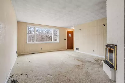 Other - 2 Hickory Ln, Danvers, MA 01923 photo 4 of 11