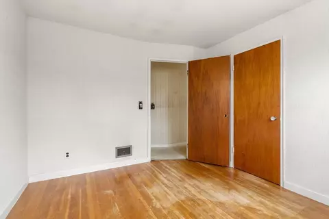 Bedroom - 2 Hickory Ln, Danvers, MA 01923 photo 1 of 2
