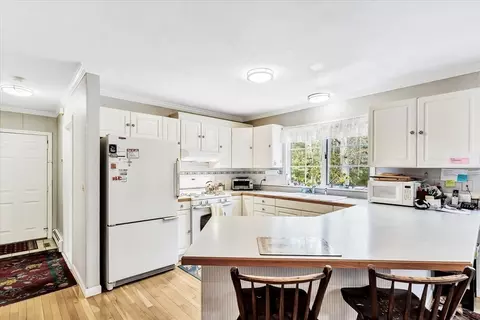 Kitchen - 78 Dory Cir, Barnstable, MA 02648 photo 1 of 2