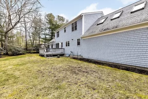 Exterior - 78 Dory Cir, Barnstable, MA 02648 photo 4 of 9