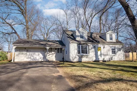 417 Massachusetts Ave, West Springfield, MA 01089