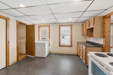 Kitchen - 717 Main St, Warren, MA 01083 photo 4 of 6