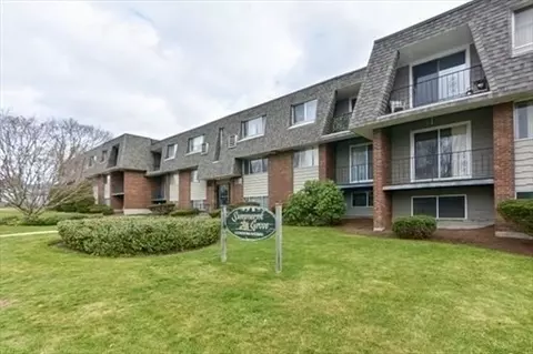 84 Summer Ave #5, Stoughton, MA 02072