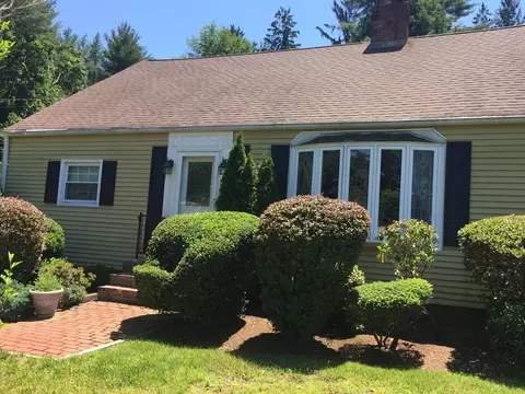 9 Brimfield Rd, Monson, MA 01057
