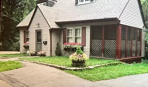 21 Manning Rd, Lynn, MA 01902