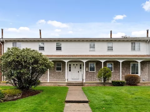 96 Fuller St #27, Ludlow, MA 01056