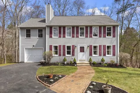 3 Constitution St, Ashland, MA 01721