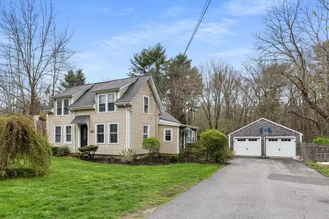 358 W Elm St, Pembroke, MA 02359