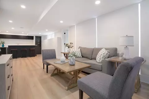Living - 18 Whittier Rd, Reading, MA 01867 photo 7 of 7