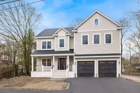 Exterior - 18 Whittier Rd, Reading, MA 01867 photo 2 of 2