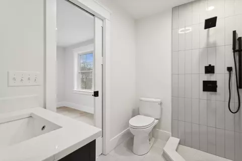 Bath - 18 Whittier Rd, Reading, MA 01867 photo 6 of 6