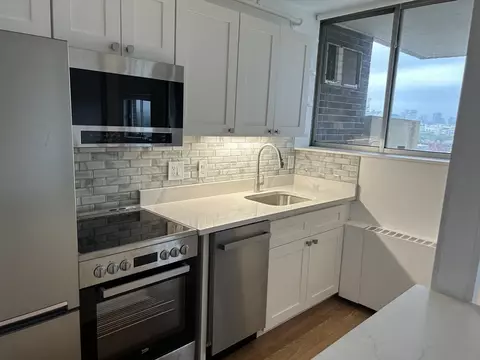 872 Massachusetts Ave #1008, Cambridge, MA 02139