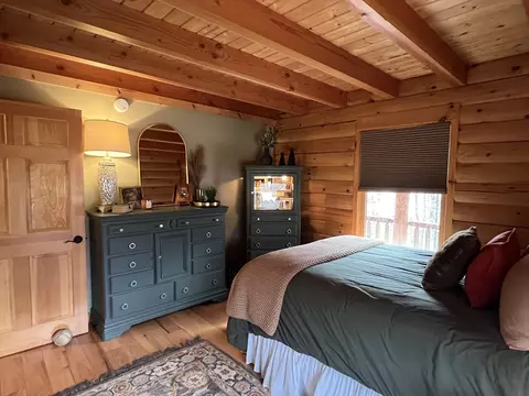 Bedroom - 236 Manchaug Rd, Sutton, MA 01590 photo 2 of 5