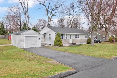 Exterior - 16 Willette St, Chicopee, MA 01020 photo 4 of 11