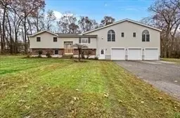 50 North St, Andover, MA 01810