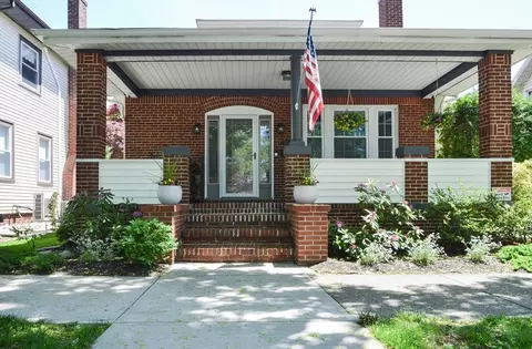 738 Rockdale Ave, New Bedford, MA 02740