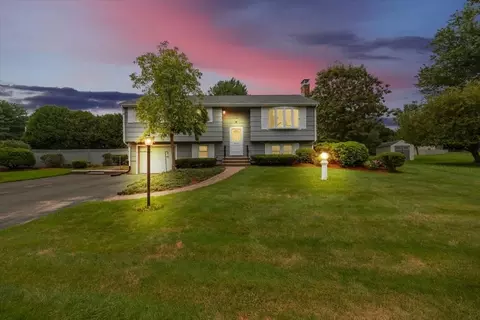 13 Heath Rd, Easton, MA 02375