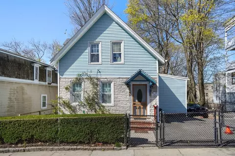 22 Draper St, Boston, MA 02122