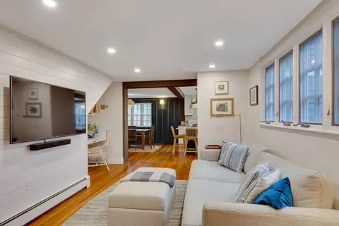 Living - 41 Bretton Rd, Dover, MA 02030 photo 5 of 6